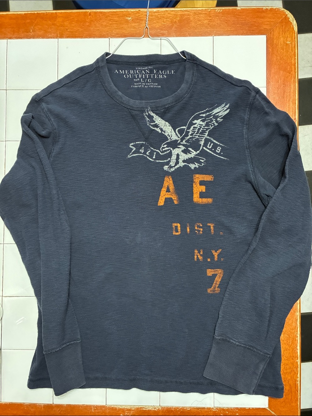 American Eagle Outfitters Navy Graphic Eagle Long Sleeve Tee